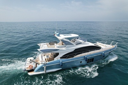 Charter Motor yacht Azimut 60 Vilamoura