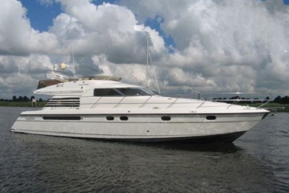Charter Motor yacht Fairline SQUADRON Calvi