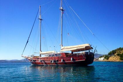 Rental Gulet Wood custom 1995/2022 Pireas