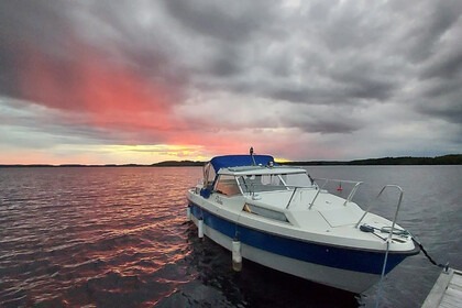 Hire Motorboat Flipper 850 Mikkeli