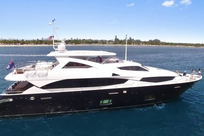 Hire Motor yacht Sunseeker Manhattan Cancún