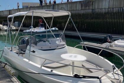 Location Bateau à moteur Jeanneau Cap Camarat 5.5 CC Style Série 2 Palavas-les-Flots