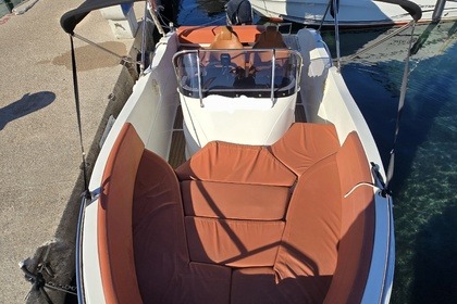 Verhuur Motorboot Princess Barracuda 545 Rab