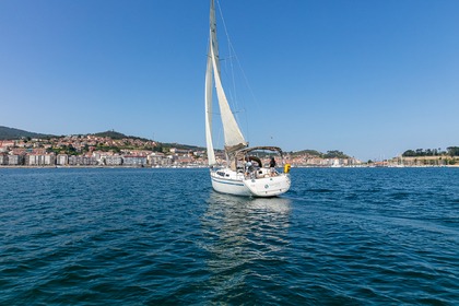 Charter Sailboat Bavaria 34 Cruiser Baiona