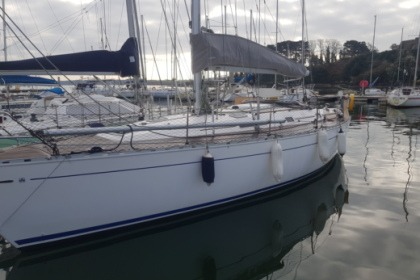 Charter Sailboat MerleBlanc56 Dufour 38 Classic Locmiquélic