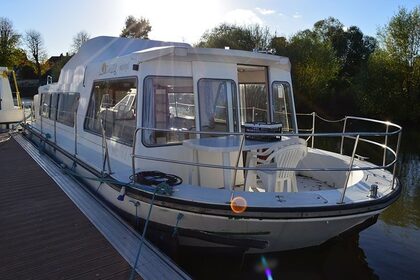 Rental Houseboats Classic Espade Concept Fly Briare