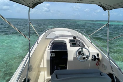 Rental Motorboat Libra Open 25 Le Gosier