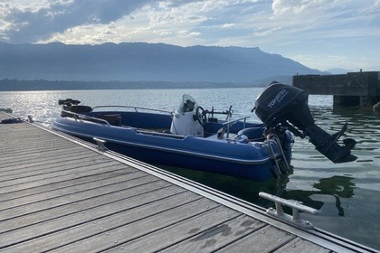 Charter Motorboat Jeanneau Cap 400 Villefranche-sur-Saone