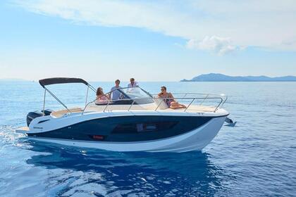 Hire Motor yacht Quicksilver 875 Activ Antibes