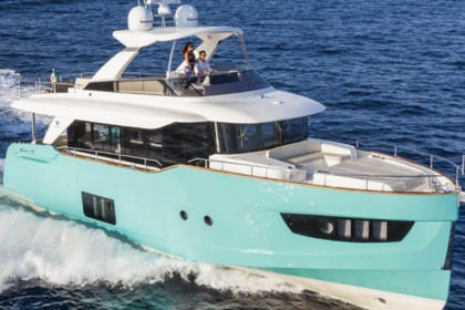 Charter Motorboat Absolute NAVETTA 58 Capri