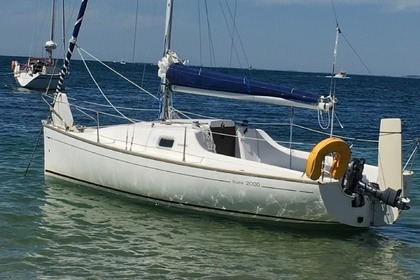 Charter Sailboat Jeanneau Sun 2000 Sarzeau