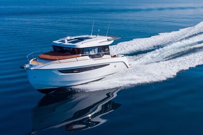 Rental Motorboat Adventure Kavi 9 Split