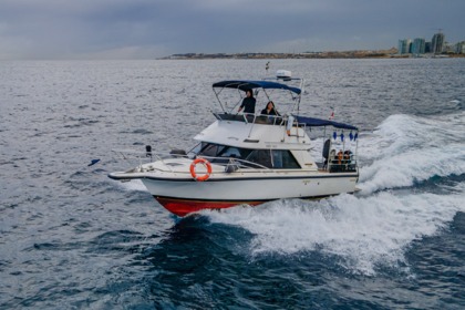 Rental Motorboat Phoenix 29 SFX Convertible Ta' Xbiex