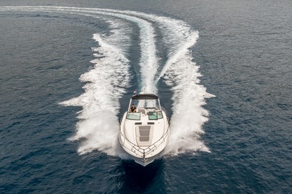 Rental Motorboat Silverton 360 Express Split