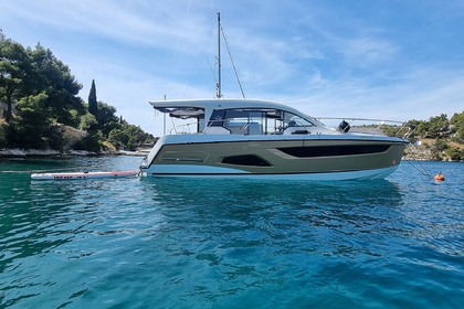 Miete Motoryacht Sealine Sealine C390 Brač