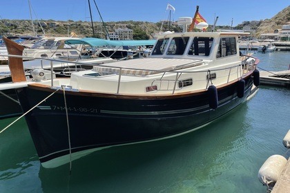 Verhuur Motorboot Menorquin Yachts 100 Maó