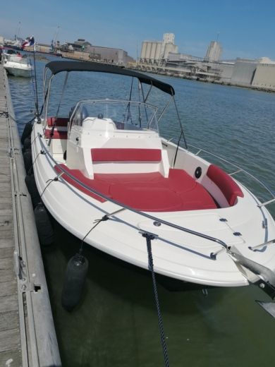 Motorboat Pacific Craft Open 670 Planimetria della barca