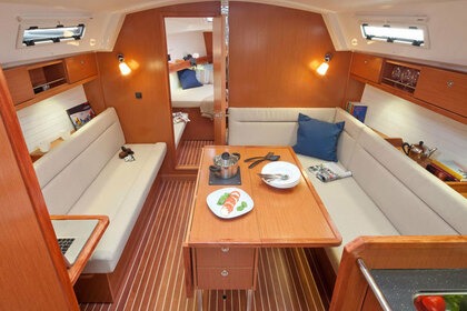 Verhuur Zeilboot Bavaria Cruiser 36 Lemmer