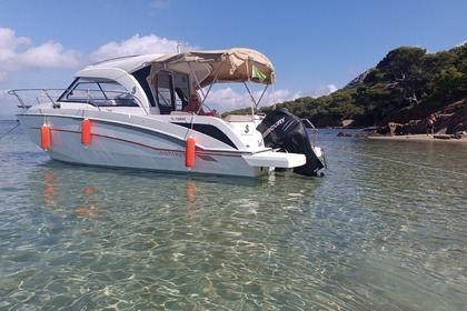 Hire Motorboat Beneteau Antares 8 ob Hyères