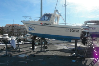 Verhuur Motorboot clearliner cabinier Sète