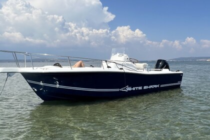 Miete Motorboot KELT SA WHITE SHARK Saint-Raphaël