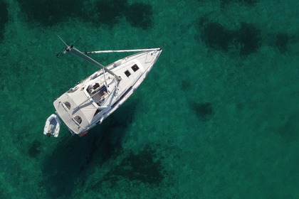 Charter Sailboat Beneteau Oceanis 35.1 Barcelona