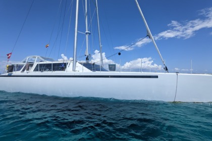 Charter Catamaran Hafner Custom Calvi