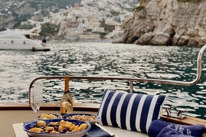 Czarter Łódź motorowa Apreamare 38 Comfort Sorrento