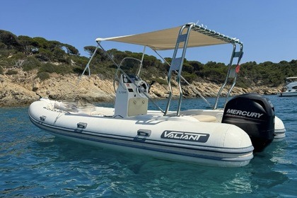 Location Semi-rigide Valiant 600 Cavalaire-sur-Mer