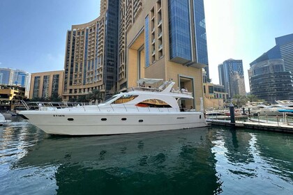 Чартер Моторная яхта 75' Luxury Mega Yacht Charter in Dubai Majesty 75 Дубай