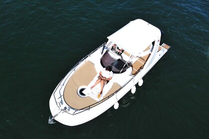 Hire Motorboat SEA PROP GRAN SPORT 25 Sorrento