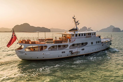Hire Motor yacht Yarrow & Co Gentleman Cruiser Phuket
