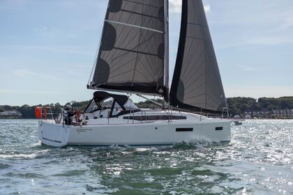 Rental Sailboat Jeanneau Sun Odyssey 380 Makkum