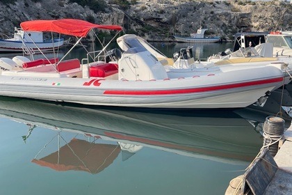 Noleggio Gommone Joker Boat Clubman 30 Brucoli