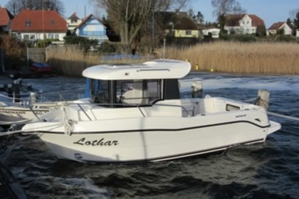 Rental Motorboat Quicksilver Arvor 690 Breege