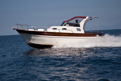 Rental Motorboat GOZZO CILENTO 32 MID CABIN Santa Maria di Leuca