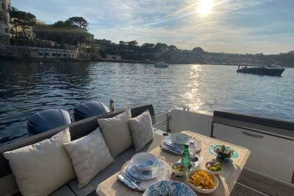 Location Yacht à moteur Jeanneau Cap Camarat 10.5 Wa Nice