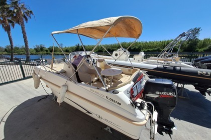 Location Bateau à moteur Beneteau Flyer 550 Hyères