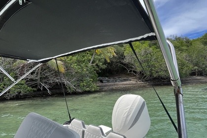 Noleggio Barca a motore Dracius 23 Fort-de-France