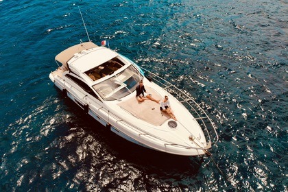 Noleggio Barca a motore Sessa Marine C38 Saint-Tropez