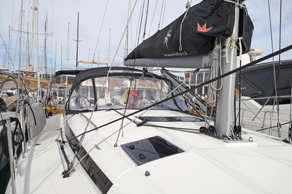 Alquiler Velero  Sun Odyssey 440 - 4 cabine - 2 bagni Castiglioncello