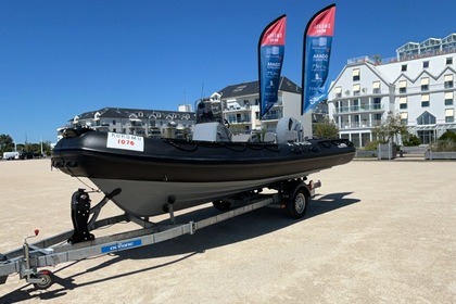 Hire RIB 3d Tender Xpro 589 Les Sables-d'Olonne