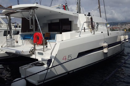 Location Catamaran BALI - CATANA 4.5 Raiatea