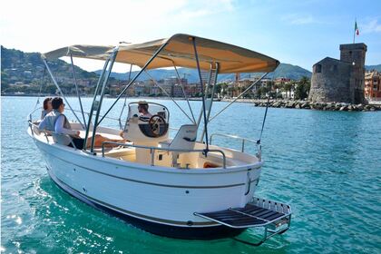 Hire Boat without licence  Mimí Gozzo Scirocco Rapallo