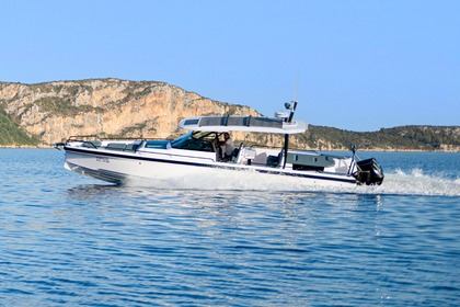 Charter Motorboat Axopar 37ST Sun Top Laurium