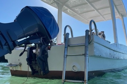 Location Bateau à moteur CoMarine XMC 24 Nosy Be