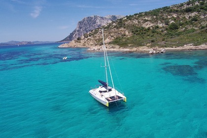 Noleggio Catamarano Fountaine Pajot maldives 32 Olbia