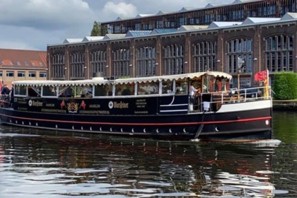 Hire Motorboat Stad Dockum 27 Haarlem