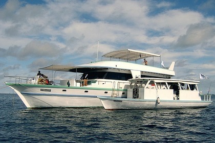 Miete Motorboot Custom Horizon II Malé