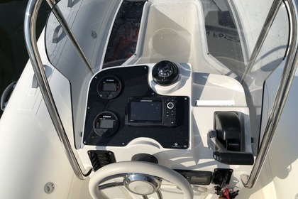 Aluguel Semi Rígido CAPELLI tempest 600 Saint-Georges-de-Didonne